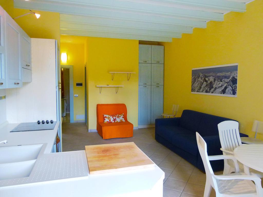 Apartment Hermitage-5 By Interhome Porto Valtravaglia Pokój zdjęcie
