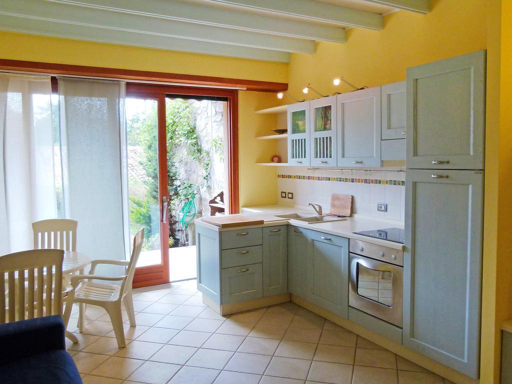 Apartment Hermitage-5 By Interhome Porto Valtravaglia Pokój zdjęcie